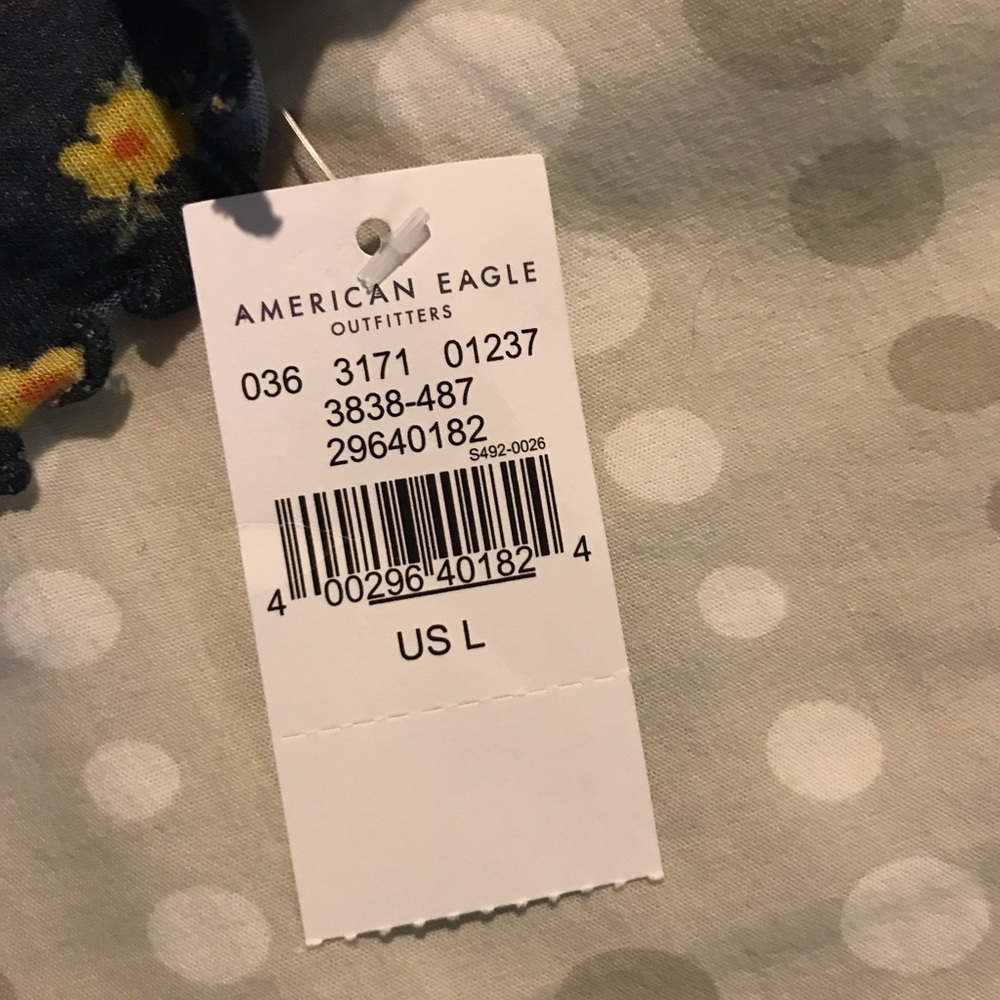 AE Ruffle Tube Top - Picture 3 of 3